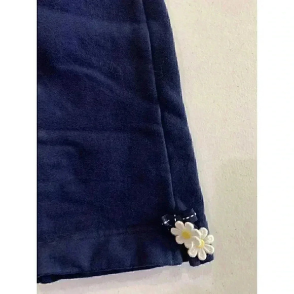 Gymboree Navy blue pant with daisy on the hem size 4T - Picture 4 of 4